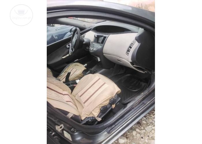 Nissan Almera