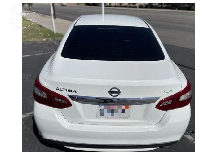 Nissan Altima