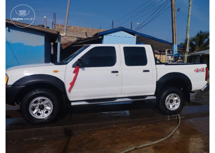 Nissan Hardbody
