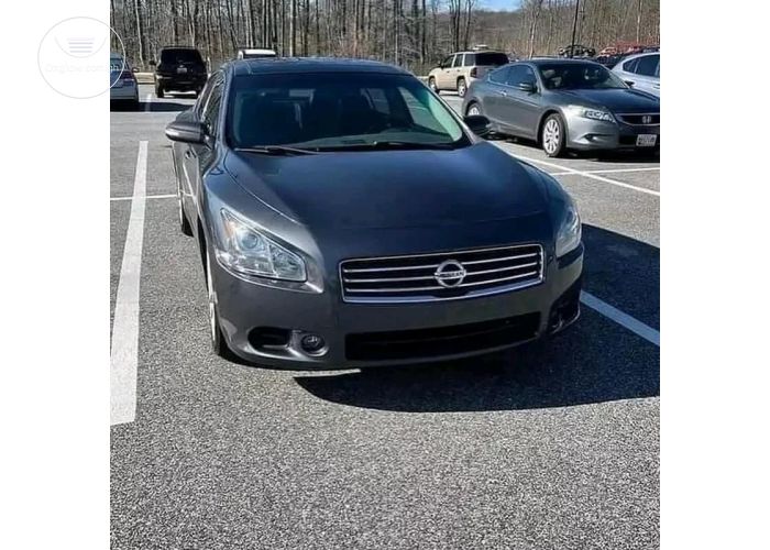 Nissan Maxima