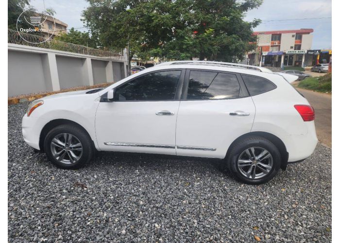 Nissan Rogue 