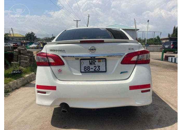 NISSAN SENTRA SR
