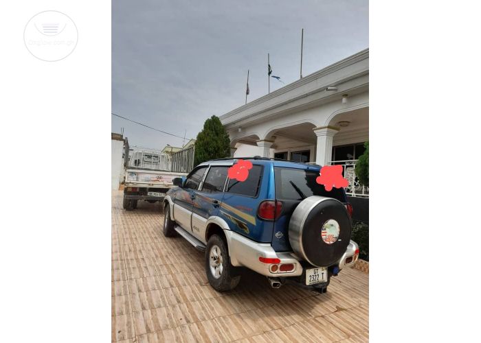 Nissan Terrano 