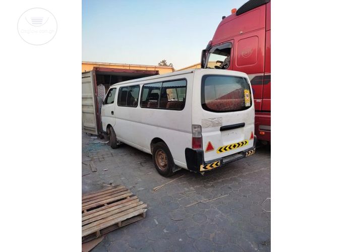 Nissan Urvan