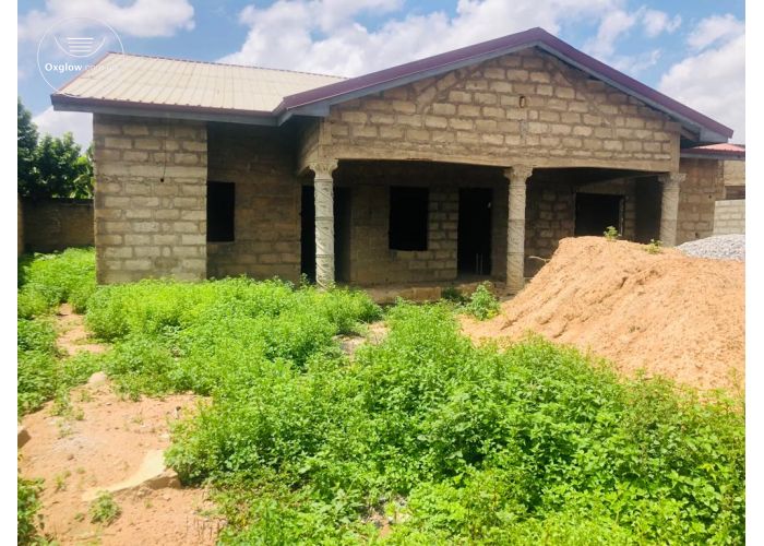 REGISTERED AND ROOFED 4 BEDROOM HOUSE AT ABLEKUMA