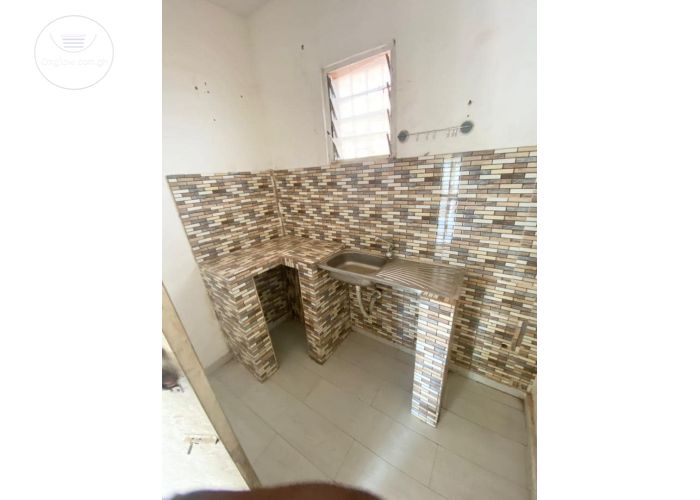 Spacious Single Room Self 