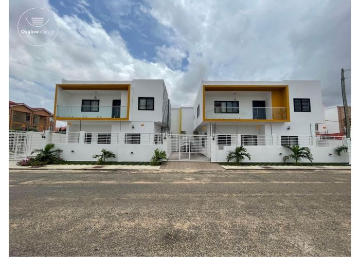 Super Executive 4 Bedroom House 