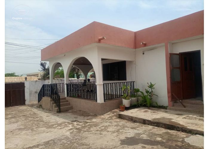 TITLED 6 BEDROOM WITH OUTHOUSE AT MILE 7 ACHIMOTA ACCRA