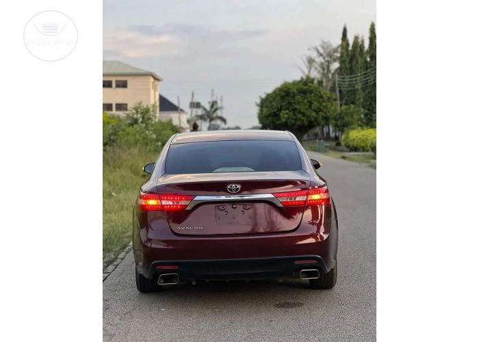 TOYOTA AVALON 