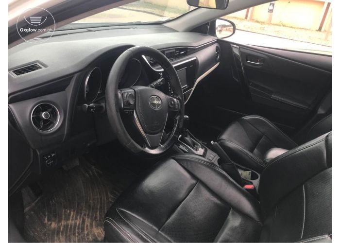 Toyota Corolla IM