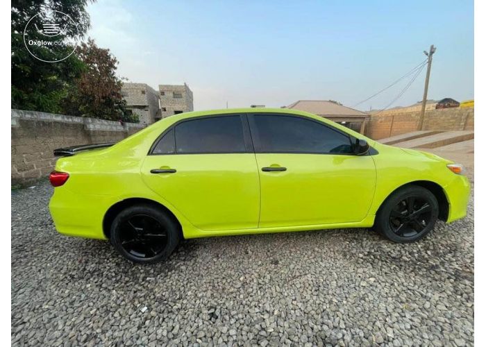 Toyota Corolla LE