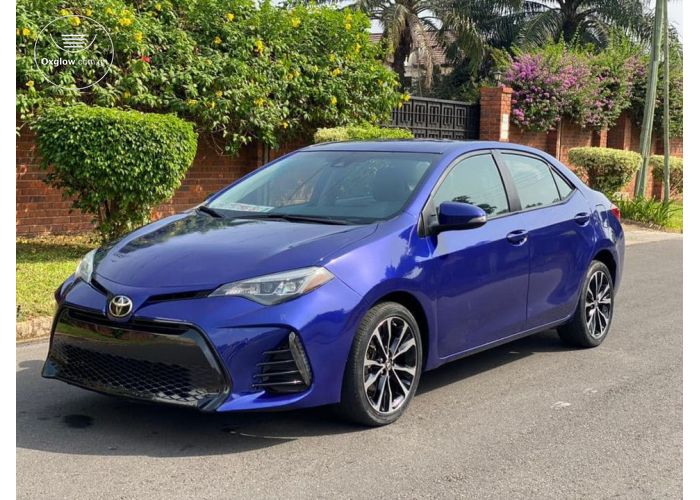 Toyota Corolla SE 2017 Model