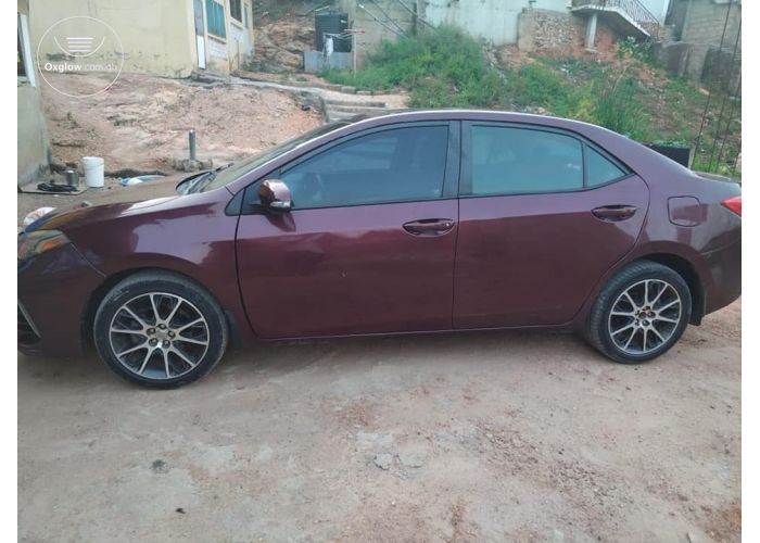 Toyota Corolla SE