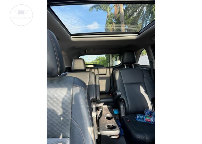 TOYOTA HIGHLANDER