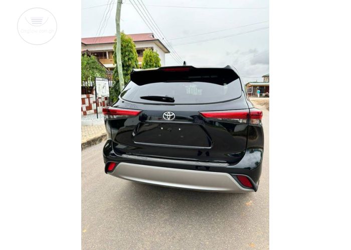 TOYOTA HIGHLANDER PLATINUM 