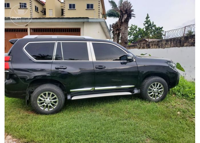 Toyota Land Cruiser Prado.