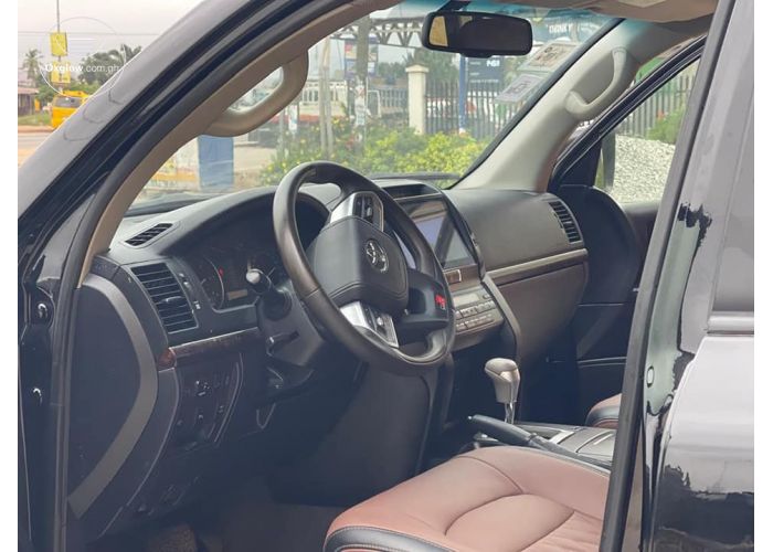 Toyota Land cruiser v8,2014 specs 2022 model, diesel,