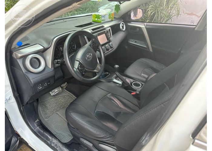 Toyota RAV4  LE