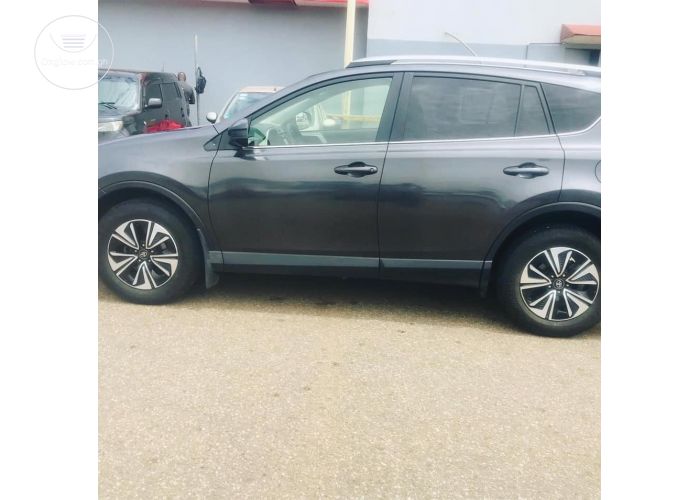 Toyota RAV4 LE