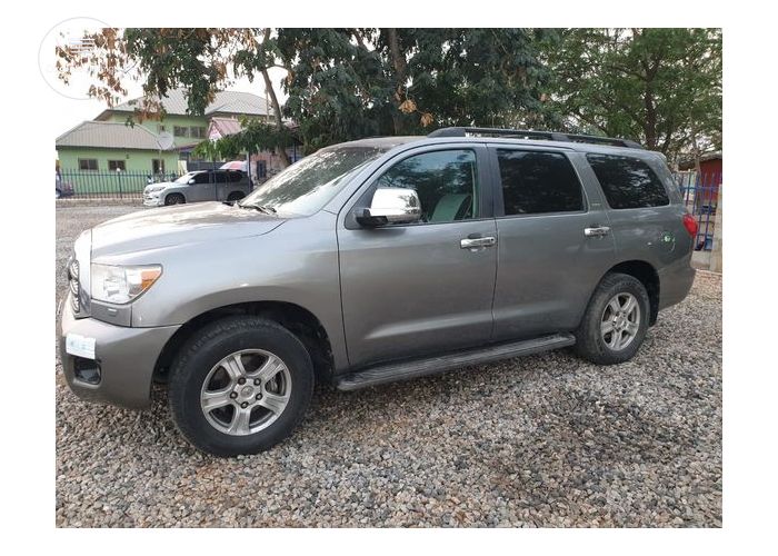 Toyota Sequoia 