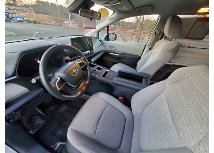 Toyota Sienna XLE
