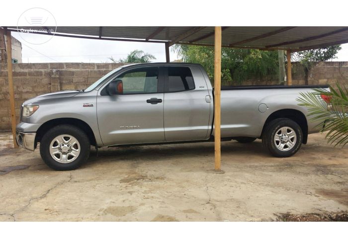 Toyota Tundra 