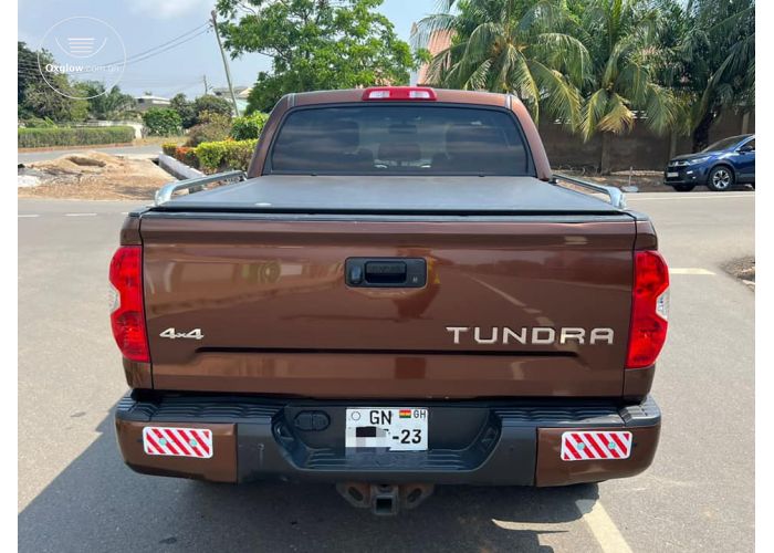 Toyota Tundra