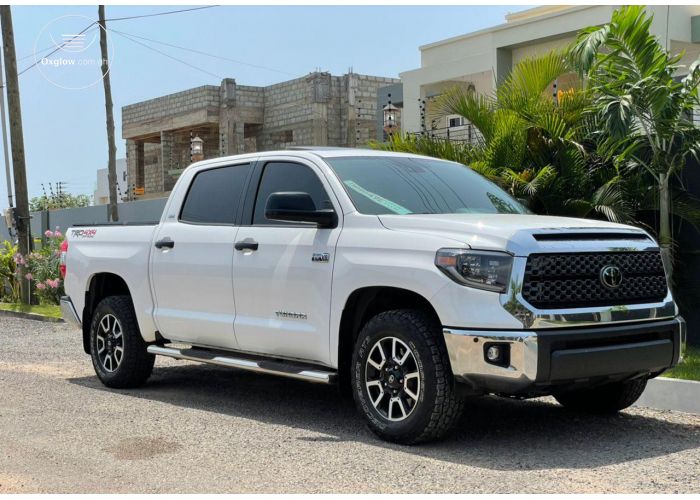 Toyota Tundra SR5