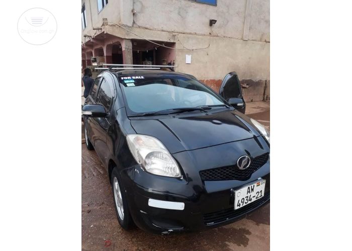 Toyota Vitz 4 Plugs