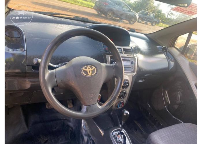 Toyota Yaris, 4 plugs
