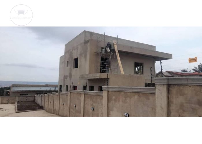 Uncompleted 4 Bedrooms House 