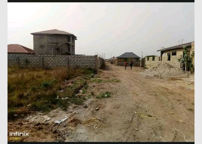 Lakeside estate plot for sale