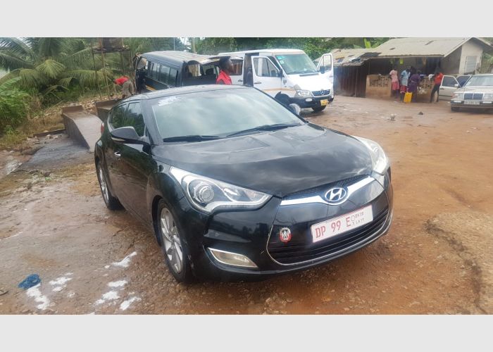 HYUNDAI VELOSTER 2015 FOR QUICK SALE
