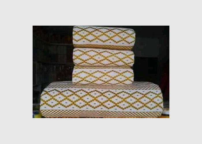 White and Gold Bonwire kente 
