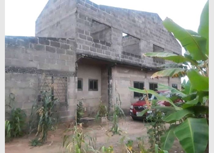 Kumasi 7 bedroom house for sale 
