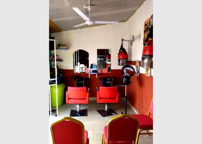 Hair & Beauty salon for sale/Clearance hot!!!