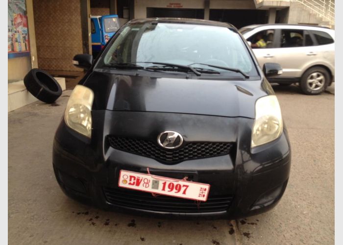  2009  Toyota Vitz Unregistered