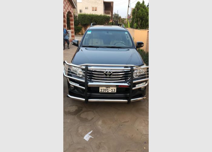 Toyota fortuner 2013