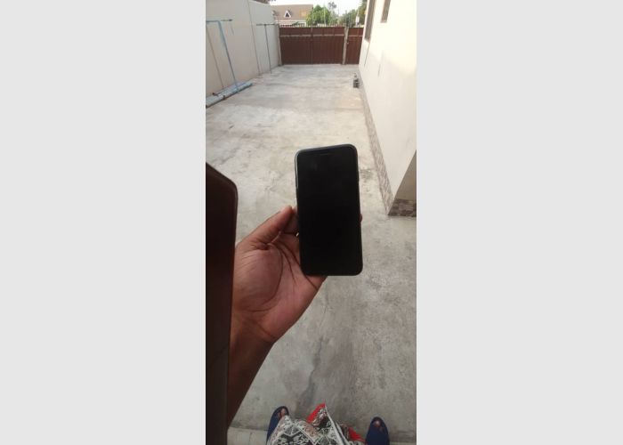  iPhone 8 for sale
