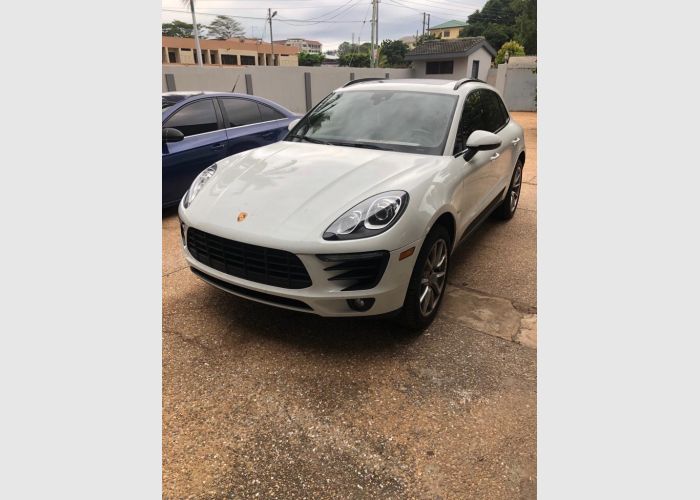 Porsche Cayenne Unregistered