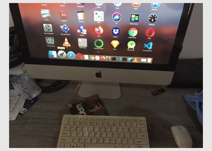 Apple iMac 21 inches for sale