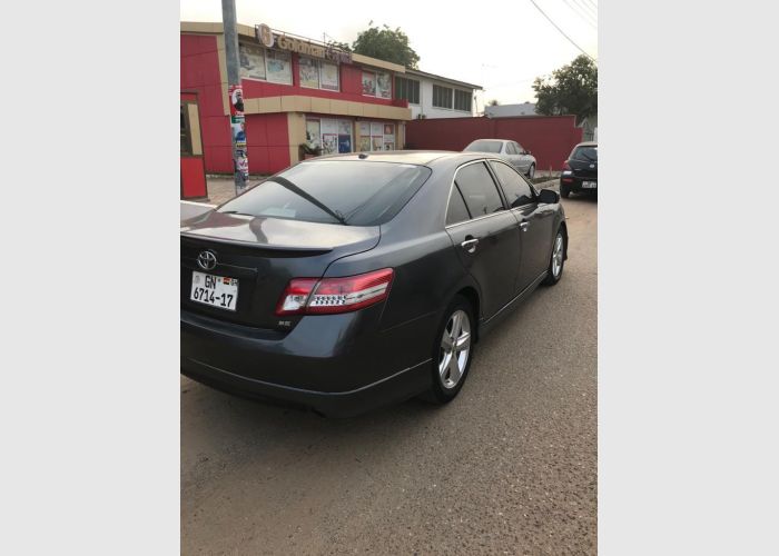 2011 Toyota Camry SE For Sale