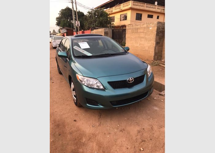  2010 Toyota Corolla LE