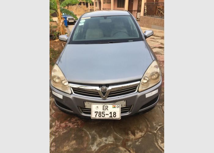 2010 Opel Vauxhall.