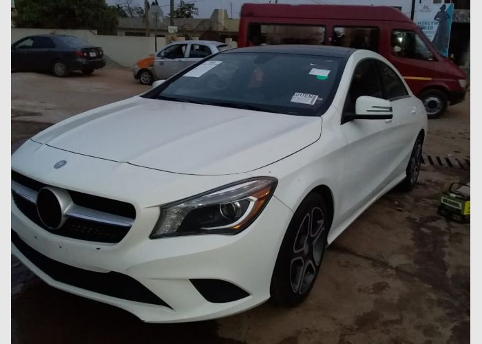 2014 Mercedes Benz CLA250
