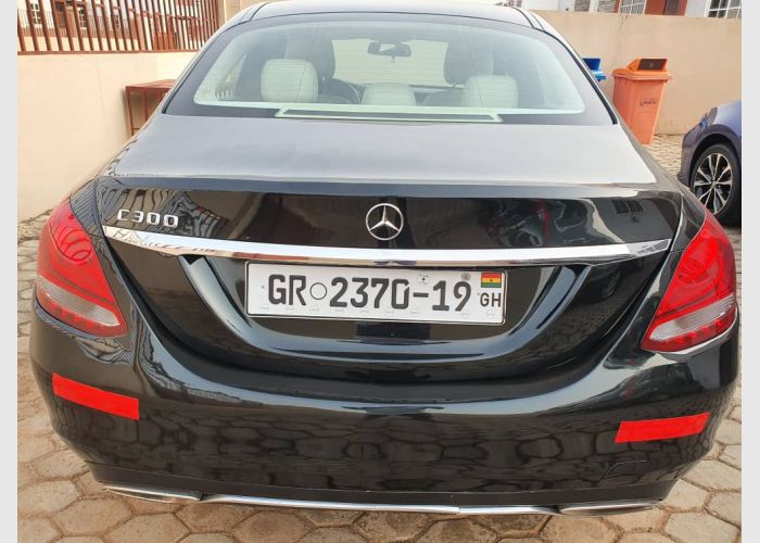  2016 Mercedes Benz C300