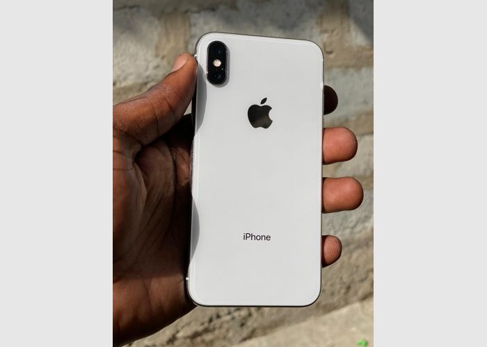 IPHONE X 64 