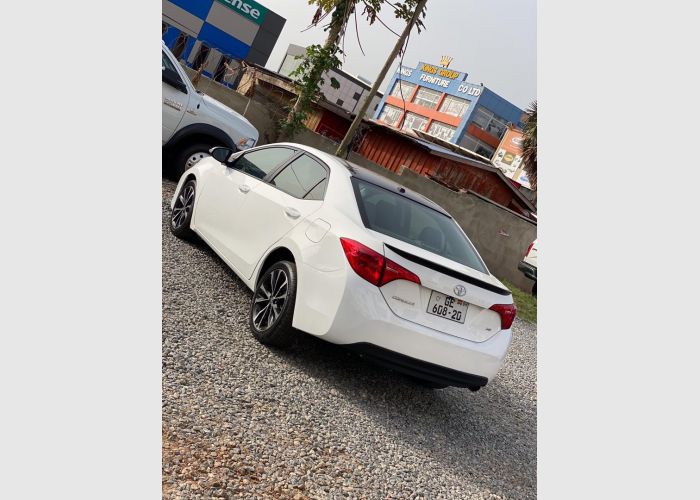 2018 Toyota Corolla SE