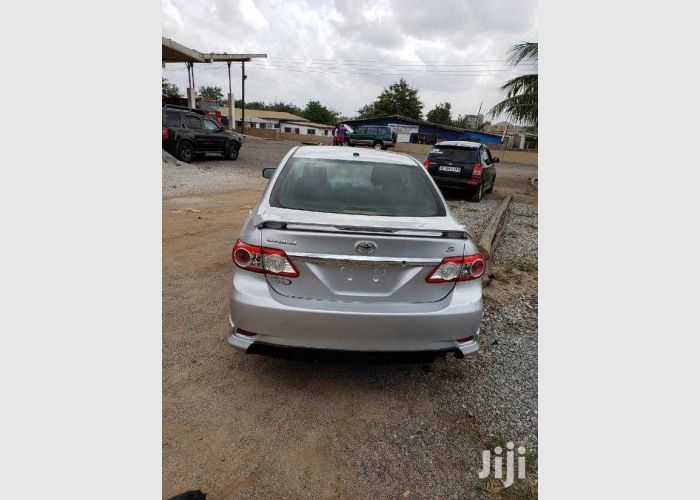 2012 Toyota  Corolla 
