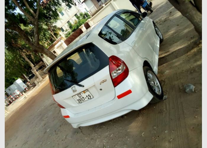 2005 Honda Fit*